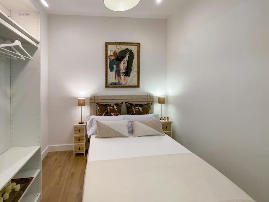 New Lavapies Spacious Flat, 2 Bedrooms And 2 Balconies มาดริด ภายนอก รูปภาพ