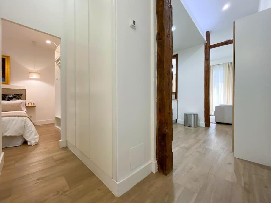 New Lavapies Spacious Flat, 2 Bedrooms And 2 Balconies มาดริด ภายนอก รูปภาพ