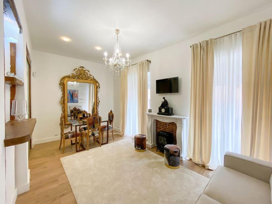 New Lavapies Spacious Flat, 2 Bedrooms And 2 Balconies มาดริด ภายนอก รูปภาพ